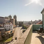 The Cathedral's Terrace Apartment *
